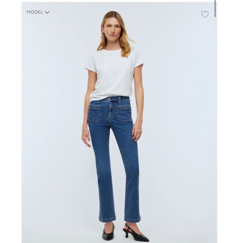 Madewell Mid-Rise Kick Out Jeans Size 30 Medium Wash Patch Pocket Flare Cropped